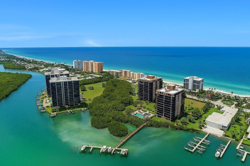 Who Does Storm Restorations